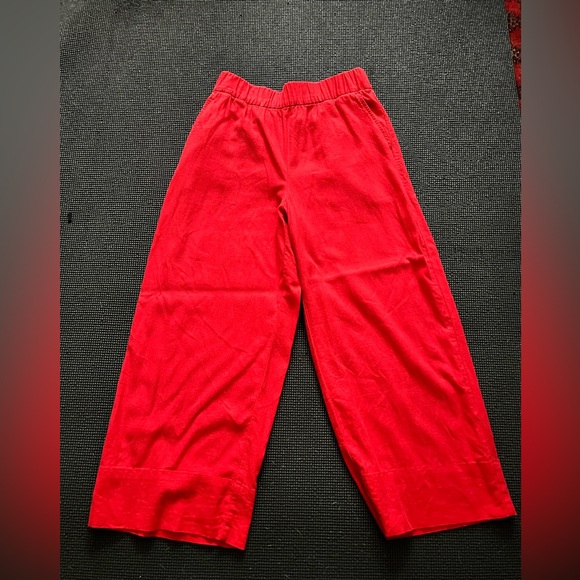 GAP Pants - Red linen GAP cropped pants